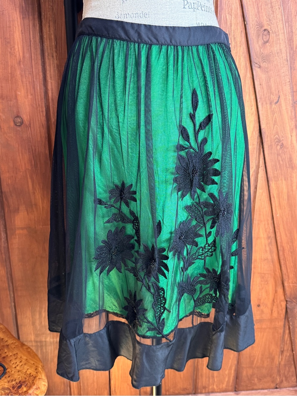 Green Floral Embroidered Mesh Midi Skirt - Black Appliqué